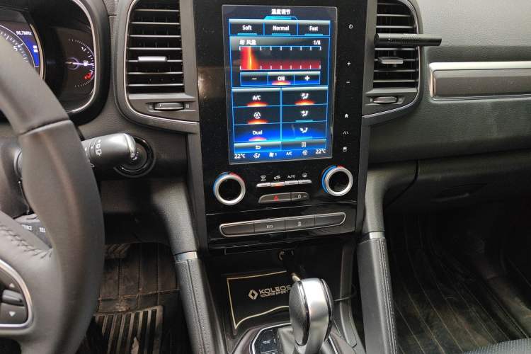 Used Renault Koleos 2017 2.5L Two-Wheel Drive Prestige Edition Audio And AC Panel