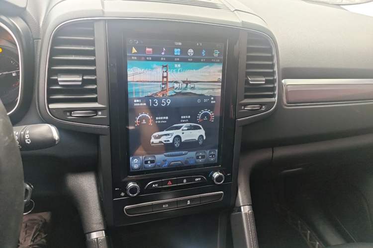 Used Renault Koleos 2017 2.0L Two-Wheel-Drive Leading Edition Audio And AC Panel