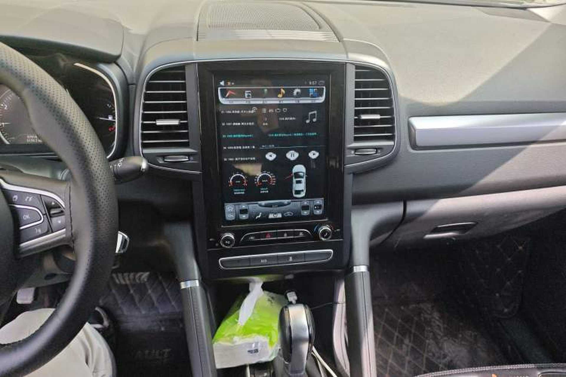 Used Renault Koleos 2017 2.0L Two-Wheel Drive Comfort Edition Audio And AC Panel