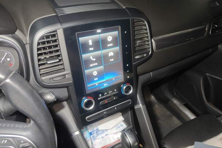 Used Renault Koleos 2017 2.0L Two-Wheel Drive Luxury Edition Audio And AC Panel