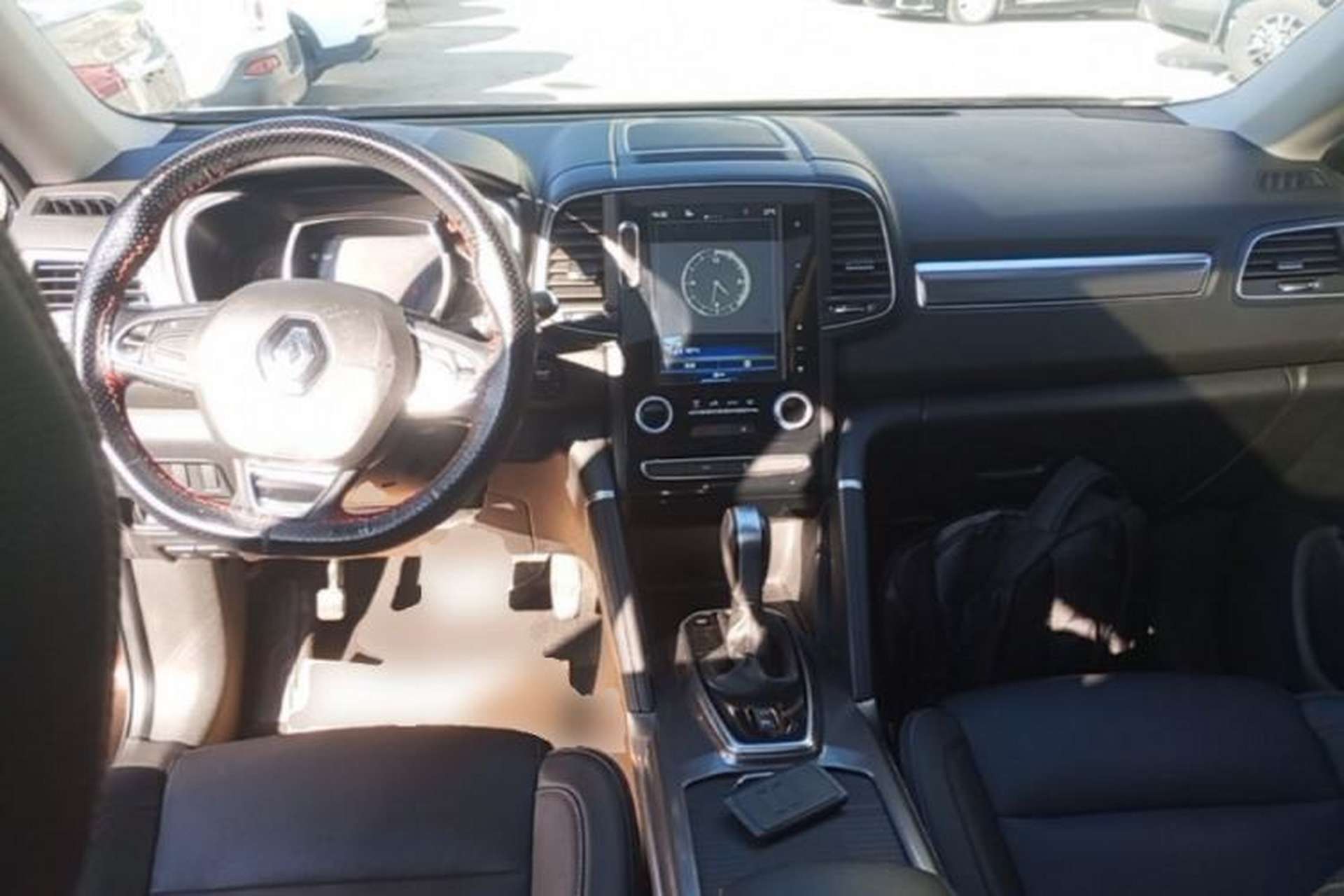 Used Renault Koleos 2017 2.5L Four-Wheel Drive Premium Edition Center Console