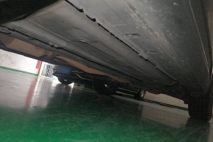 Used Renault Koleos 2017 2.5L Four-Wheel Drive Ultimate Edition Chassis Front Left