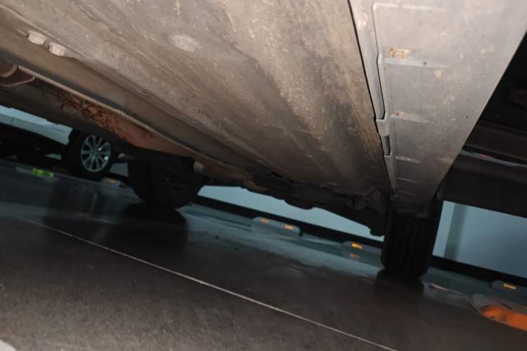 Used Renault Koleos 2017 2.0L Two-Wheel Drive Luxury Edition Chassis Front Left