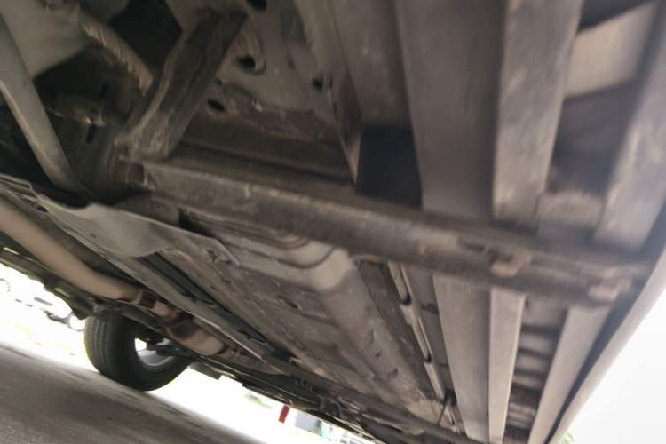 Used Renault Koleos 2017 2.5L Four-Wheel Drive Ultimate Edition Chassis Rear Right