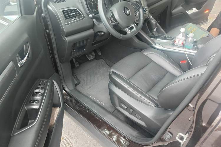 Used Renault Koleos 2017 2.0L Two-Wheel Drive Luxury Edition Driver Seat