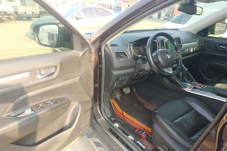 Used Renault Koleos 2017 2.0L Two-Wheel Drive Luxury Edition Driver Seat