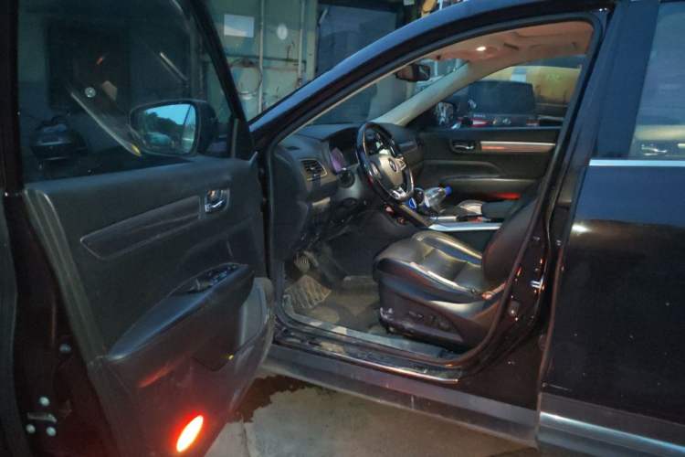 Used Renault Koleos 2017 2.5L Two-Wheel Drive Prestige Edition Driver Seat