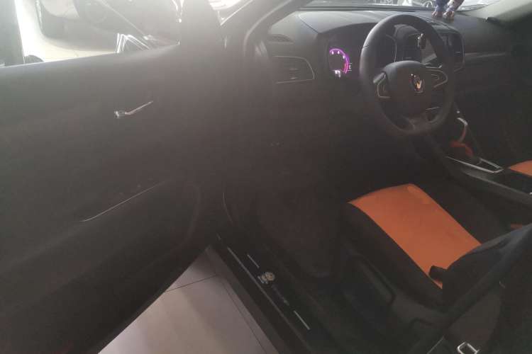 Used Renault Koleos 2017 2.0L Two-Wheel Drive Comfort Edition Driver Seat