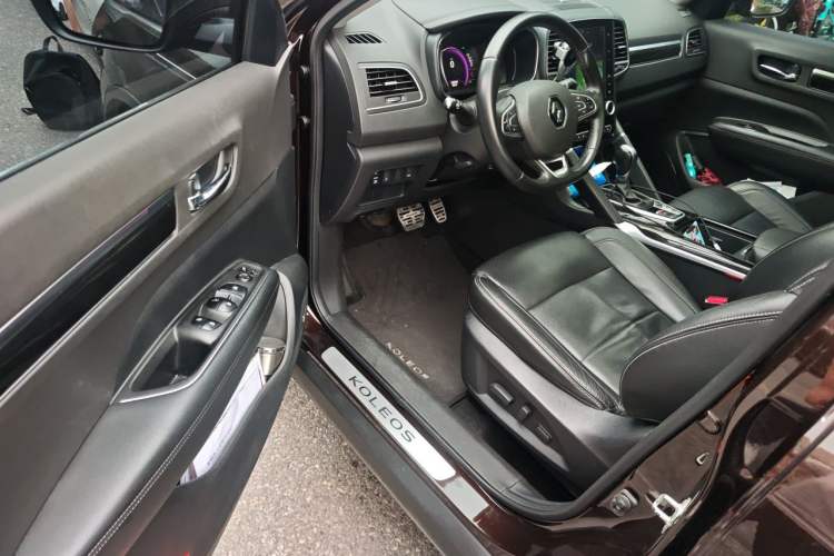 Used Renault Koleos 2017 2.5L 4x4 Flagship Edition Driver Seat