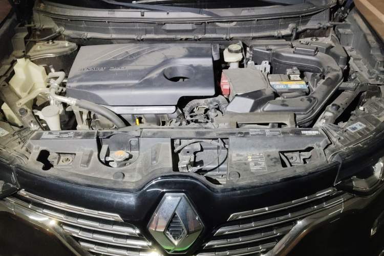 Used Renault Koleos 2017 2.0L Two-Wheel Drive Luxury Edition Engine Bay