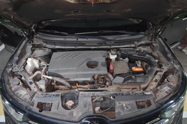 Used Renault Koleos 2017 2.0L Two-Wheel Drive Luxury Edition Engine Bay