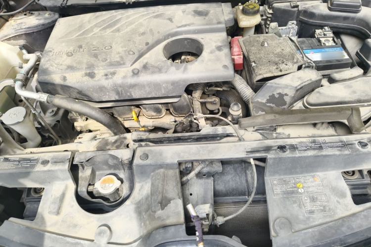 Used Renault Koleos 2017 2.0L Two-Wheel-Drive Leading Edition Engine Bay