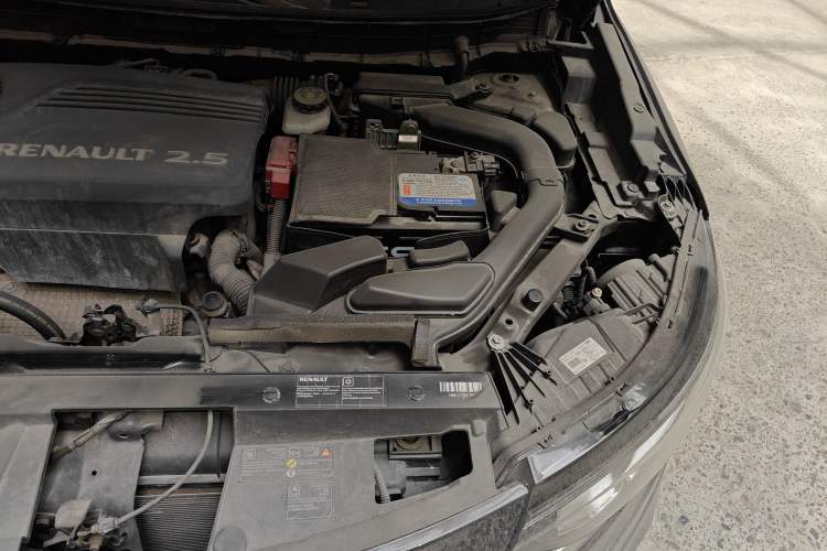 Used Renault Koleos 2017 2.5L Two-Wheel Drive Prestige Edition Engine Bay Left