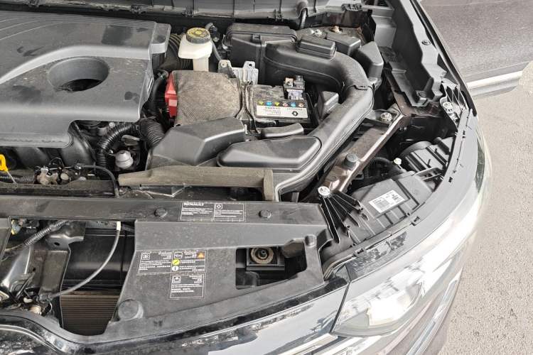 Used Renault Koleos 2017 2.0L Two-Wheel Drive Luxury Edition Engine Bay Left