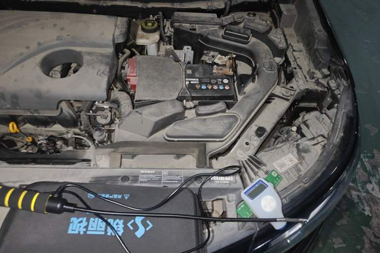 Used Renault Koleos 2017 2.0L Two-Wheel Drive Luxury Edition Engine Bay Left