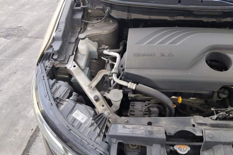 Used Renault Koleos 2017 2.0L Two-Wheel Drive Luxury Edition Engine Bay Right