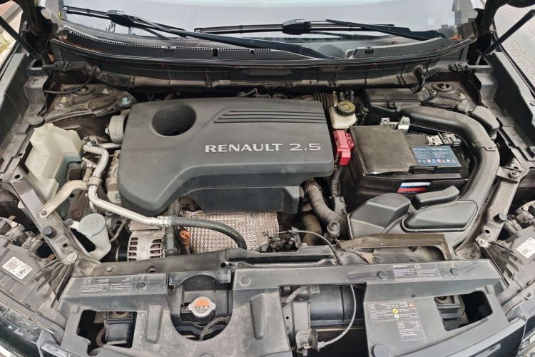 Used Renault Koleos 2017 2.5L 4x4 Flagship Edition Engine Bay