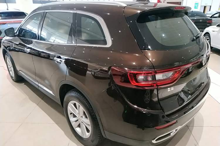 Used Renault Koleos 2017 2.0L Two-Wheel Drive Luxury Edition Exterior 2
