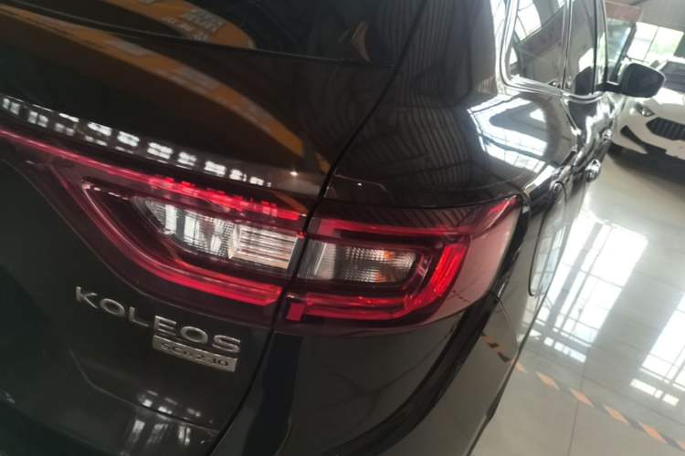 Used Renault Koleos 2017 2.5L Two-Wheel Drive Prestige Edition Exterior 3