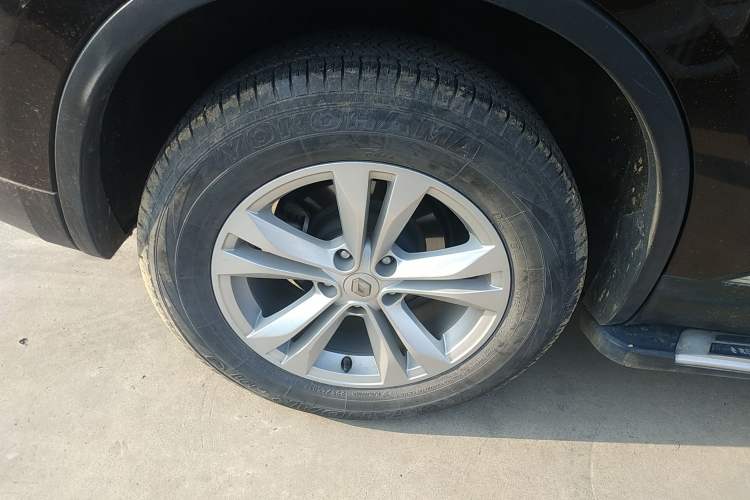 Used Renault Koleos 2017 2.0L Two-Wheel Drive Luxury Edition Exterior 5