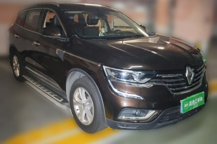 Used Renault Koleos 2017 2.0L Two-Wheel Drive Luxury Edition Front Right 45 Deg