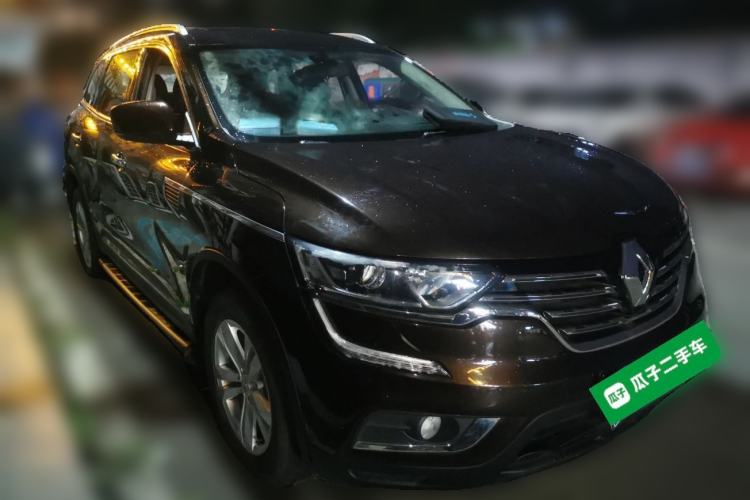 Used Renault Koleos 2017 2.0L Two-Wheel-Drive Leading Edition Front Right 45 Deg