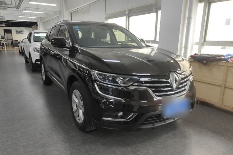 Used Renault Koleos 2017 2.0L Two-Wheel Drive Luxury Edition Front Right 45 Deg