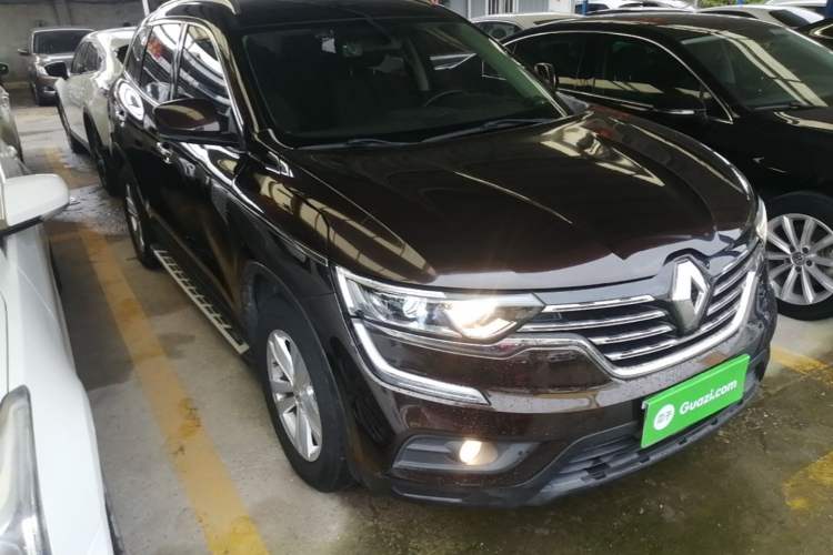 Used Renault Koleos 2017 2.0L Two-Wheel Drive Comfort Edition Front Right 45 Deg