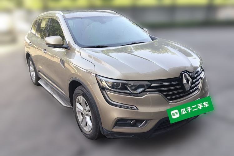 Used Renault Koleos 2017 2.0L Two-Wheel Drive Luxury Edition Front Right 45 Deg