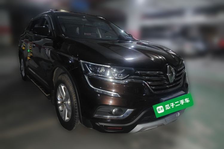 Used Renault Koleos 2017 2.0L Two-Wheel Drive Luxury Edition Front Right 45 Deg