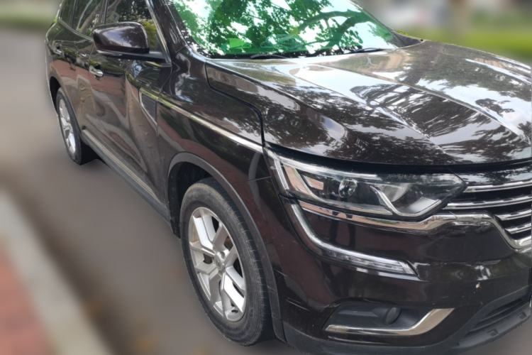 Used Renault Koleos 2017 2.5L Two-Wheel Drive Prestige Edition Front Right 45 Deg