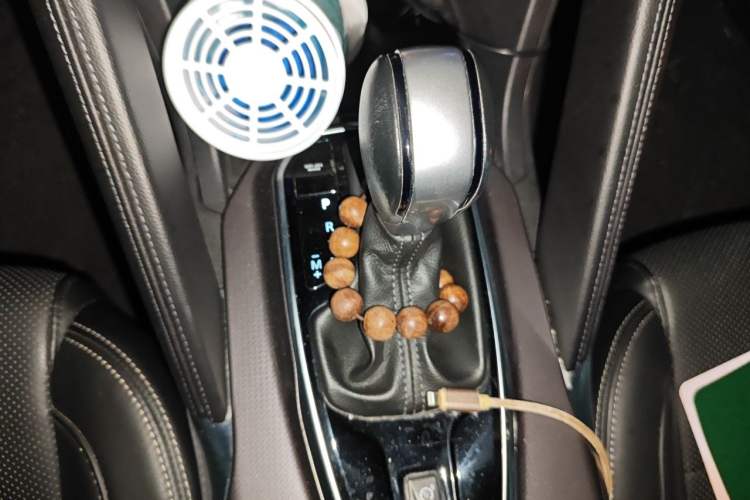 Used Renault Koleos 2017 2.0L Two-Wheel Drive Luxury Edition Gear Lever