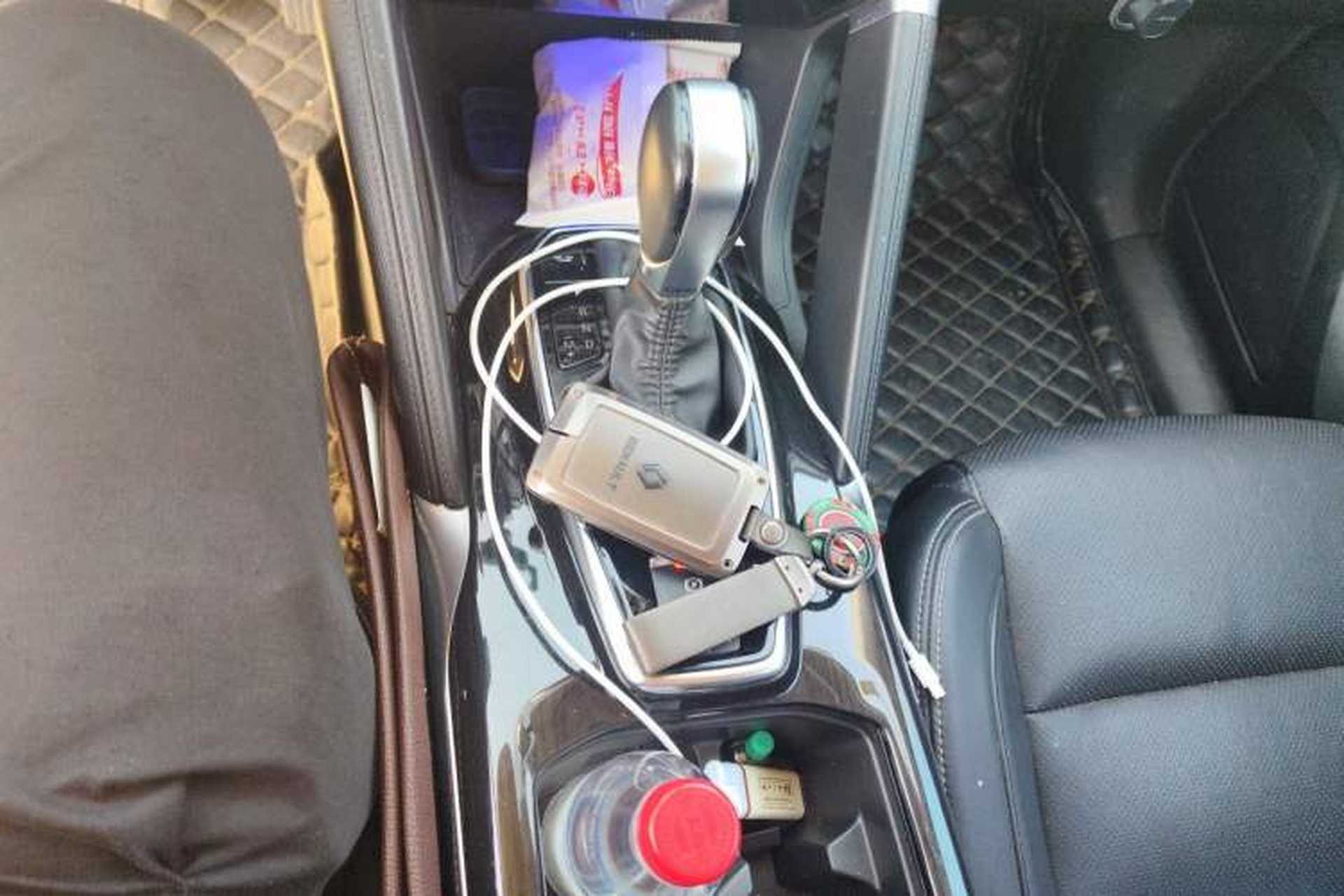 Used Renault Koleos 2017 2.5L Four-Wheel Drive Ultimate Edition Gear Lever