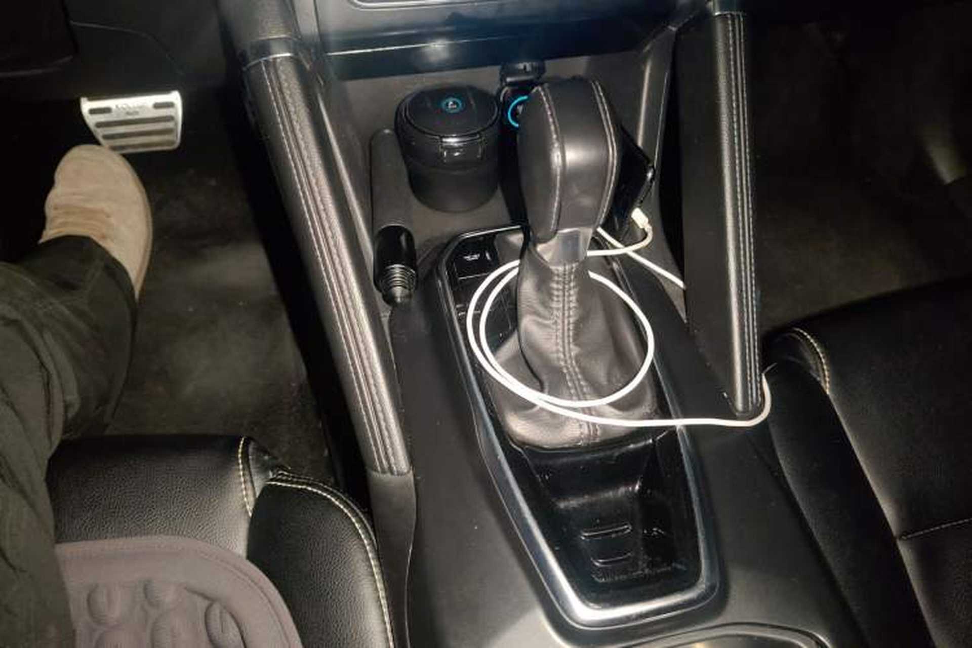 Used Renault Koleos 2017 2.0L Two-Wheel Drive Comfort Edition Gear Lever