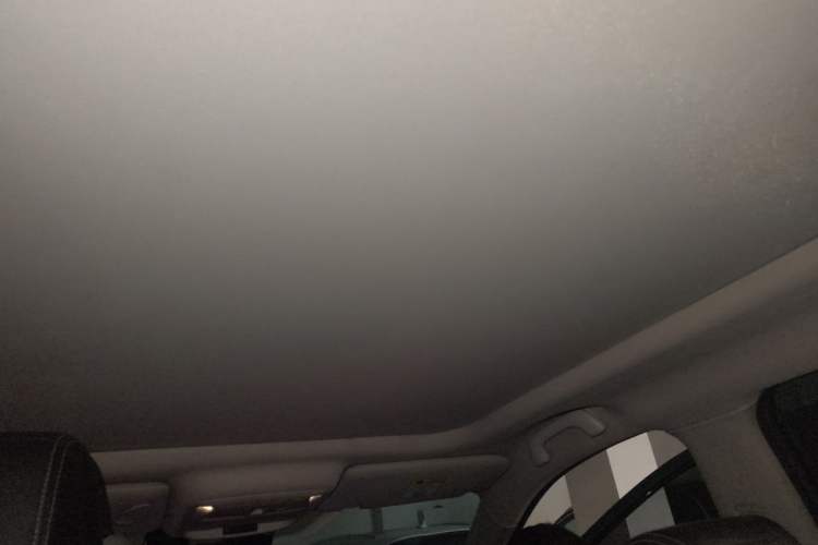 Used Renault Koleos 2017 2.5L Four-Wheel Drive Ultimate Edition Headliner