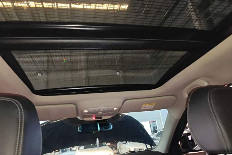Used Renault Koleos 2017 2.0L Two-Wheel Drive Luxury Edition Headliner