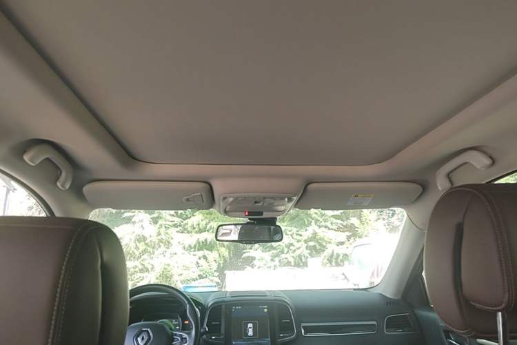 Used Renault Koleos 2017 2.5L Four-Wheel Drive Ultimate Edition Headliner