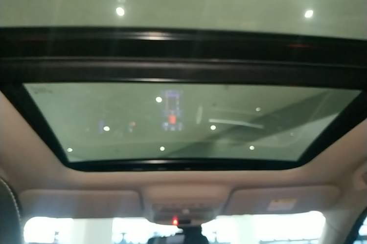 Used Renault Koleos 2017 2.0L Two-Wheel Drive Luxury Edition Headliner