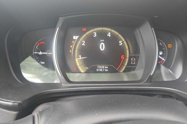 Used Renault Koleos 2017 2.0L Two-Wheel Drive Luxury Edition Instrument Cluster