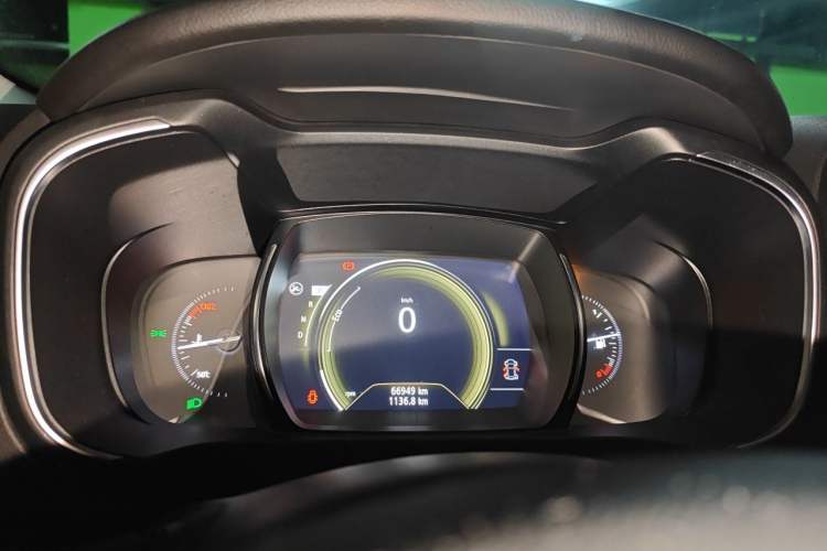 Used Renault Koleos 2017 2.0L Two-Wheel Drive Luxury Edition Instrument Cluster