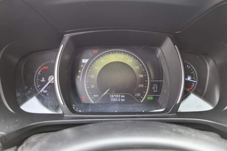 Used Renault Koleos 2017 2.0L Two-Wheel Drive Luxury Edition Instrument Cluster