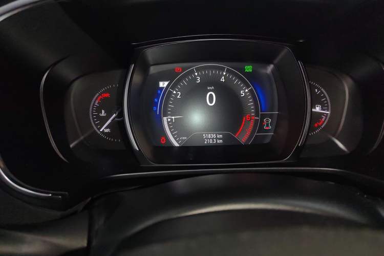 Used Renault Koleos 2017 2.5L Four-Wheel Drive Ultimate Edition Instrument Cluster