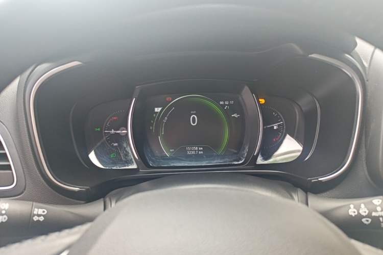 Used Renault Koleos 2017 2.0L Two-Wheel-Drive Leading Edition Instrument Cluster