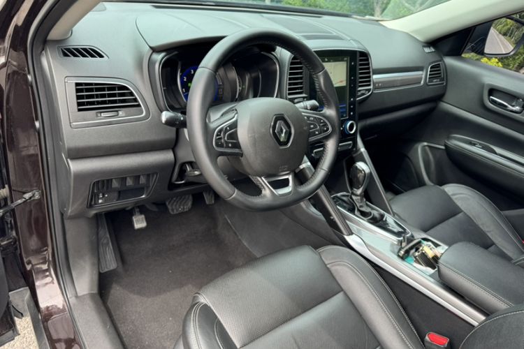 Used Renault Koleos 2017 2.0L Two-Wheel Drive Luxury Edition Interior 5