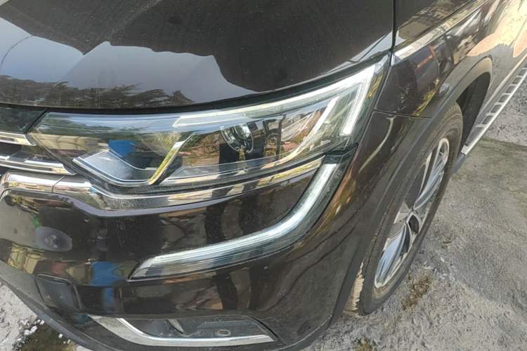 Used Renault Koleos 2017 2.5L Four-Wheel Drive Ultimate Edition Left Front Headlight