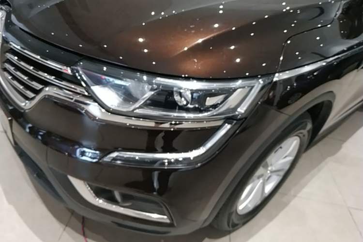 Used Renault Koleos 2017 2.0L Two-Wheel Drive Luxury Edition Left Front Headlight