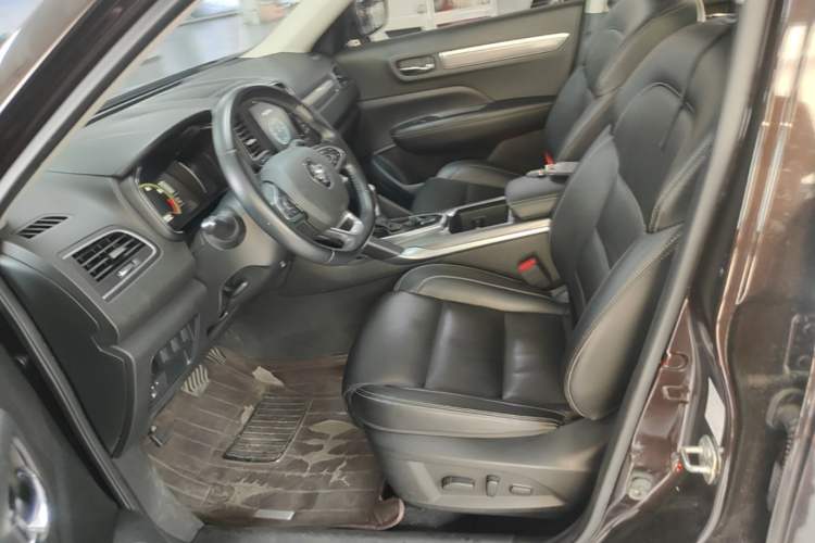 Used Renault Koleos 2017 2.0L Two-Wheel Drive Luxury Edition Left Front Seat