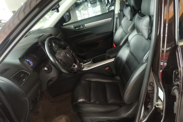 Used Renault Koleos 2017 2.5L Two-Wheel Drive Prestige Edition Left Front Seat