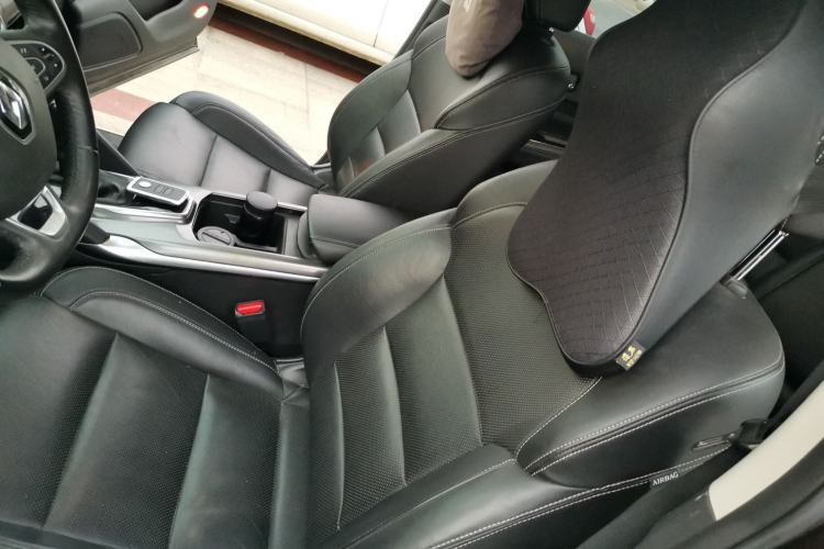 Used Renault Koleos 2017 2.0L Two-Wheel Drive Luxury Edition Left Front Seat