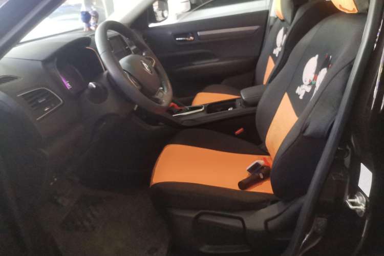 Used Renault Koleos 2017 2.0L Two-Wheel Drive Comfort Edition Left Front Seat